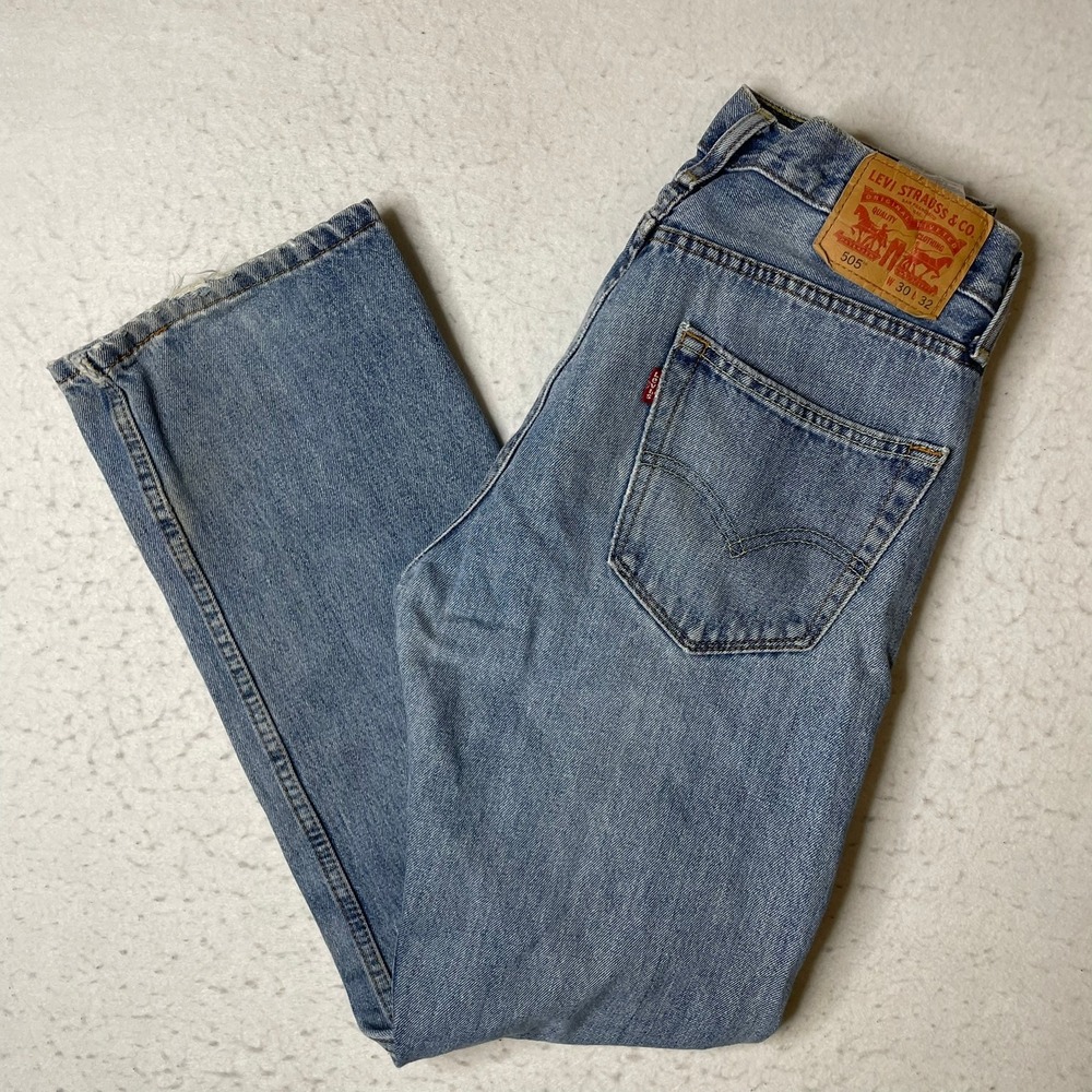 Levi's 505 Regular Fit Jeans Mens 30x32 Blue Denim Straight Leg Distressed